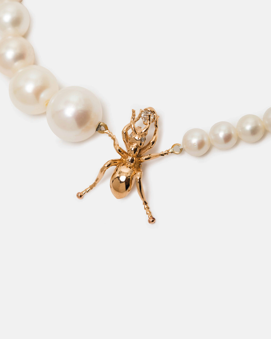 Bugs On You Pearl Necklace