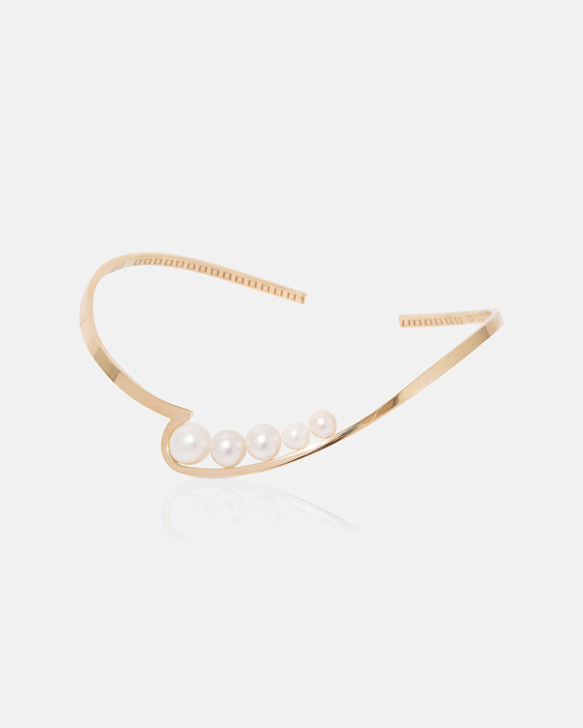 The Curve Necklace